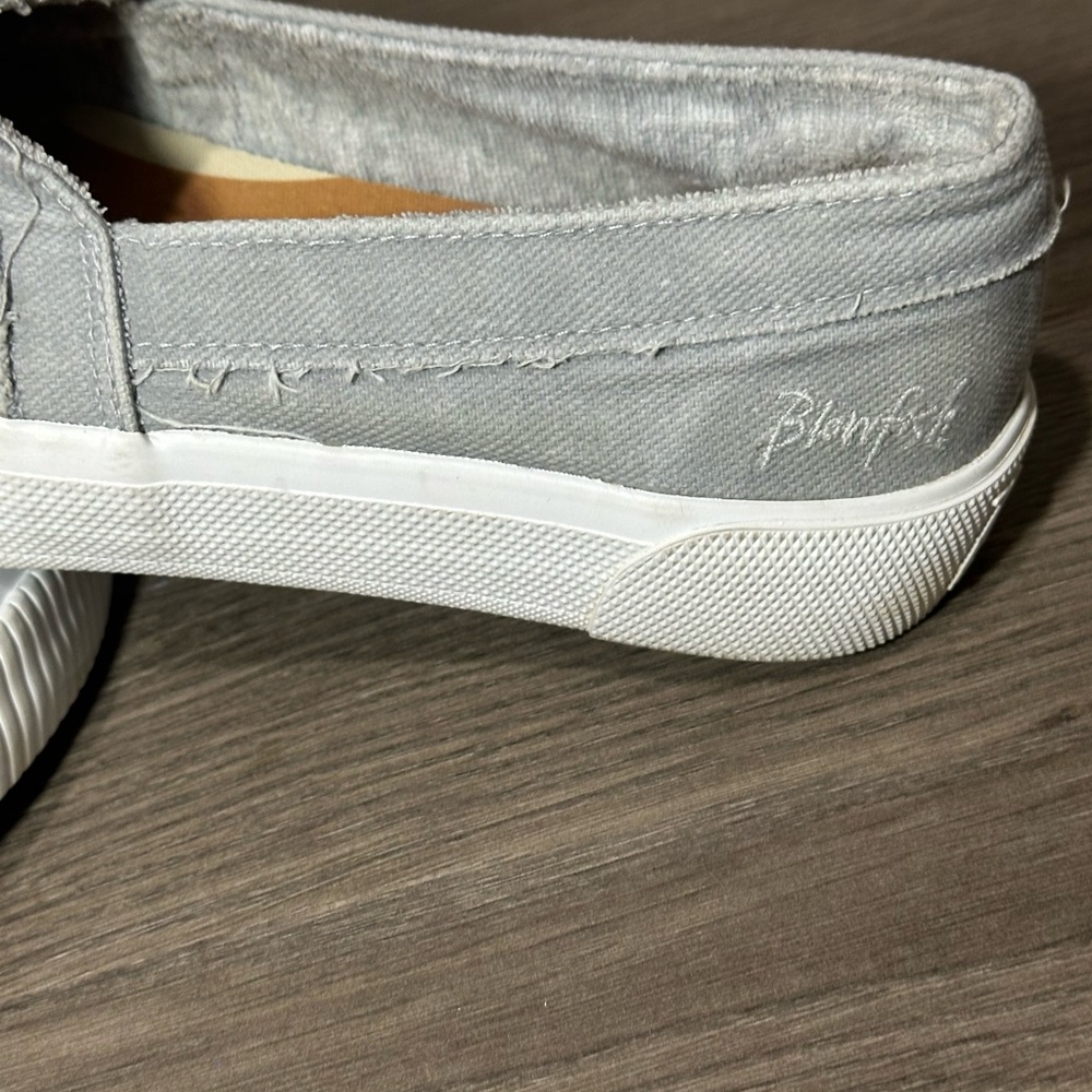 Women's Slip-On Moccasin Sneakers in Light Gray - Picture 3 of 13
